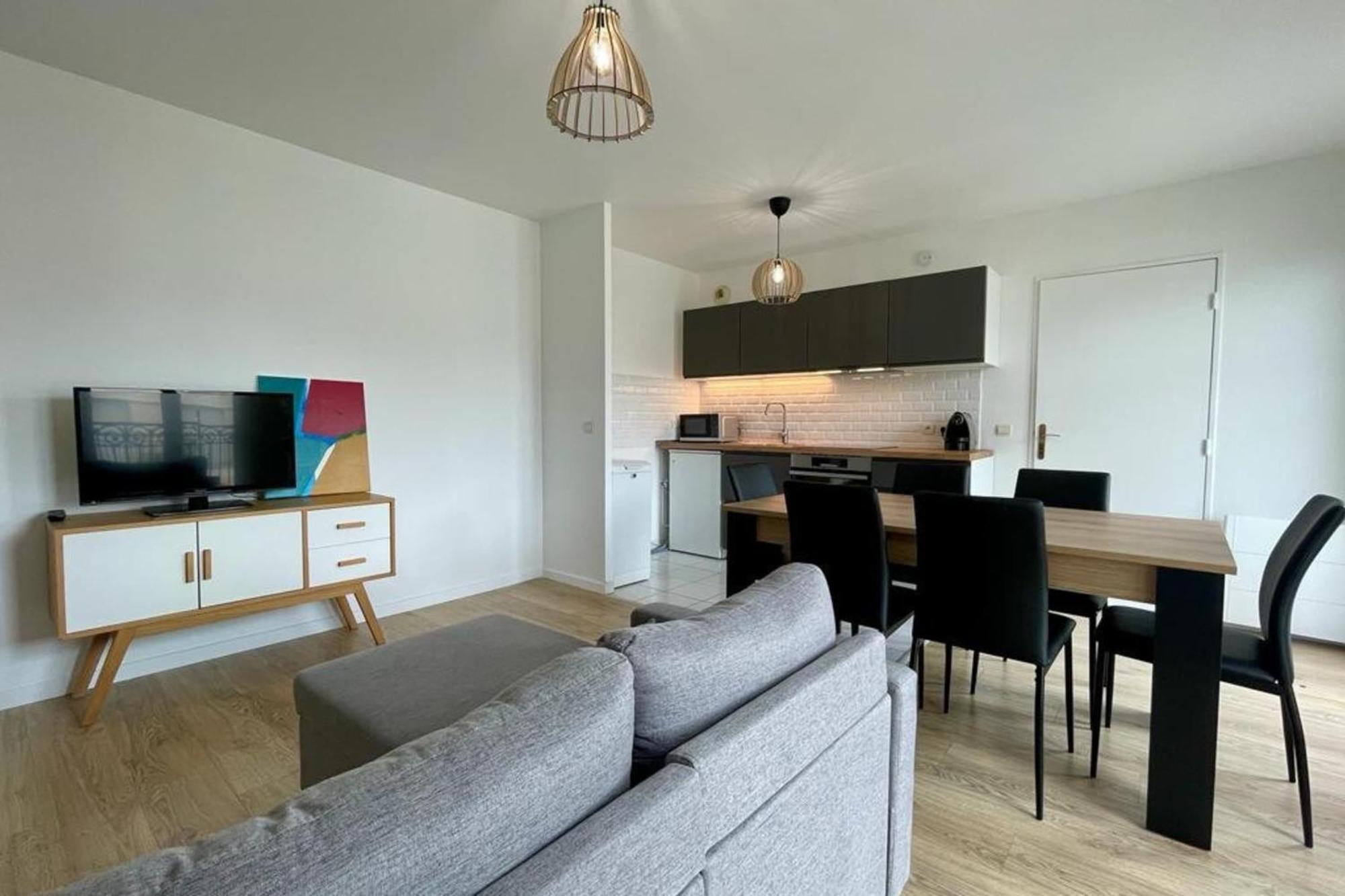 Suites Rive Gauche - 8Min De Disney - Chez Michel Serris Dış mekan fotoğraf